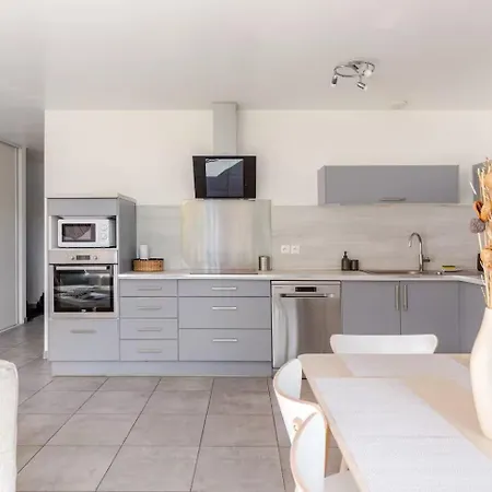 Appartamento Casa Bella, 6 Personnes-plages&port, Confort&jardin Privé Pornic