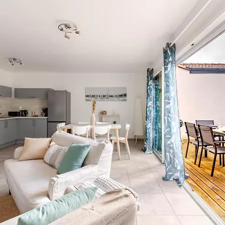 Casa Bella, 6 Personnes-plages&port, Confort&jardin Privé