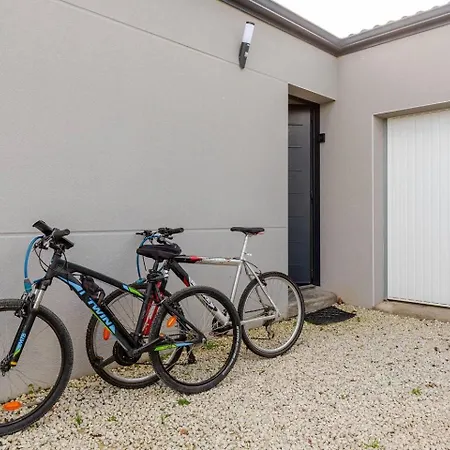Appartamento Casa Bella, 6 Personnes-plages&port, Confort&jardin Privé Pornic