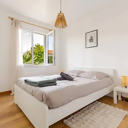 Appartamento Casa Bella, 6 Personnes-plages&port, Confort&jardin Privé *