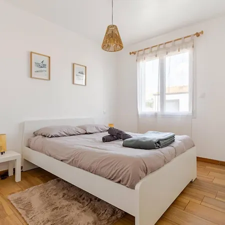Appartamento Casa Bella, 6 Personnes-plages&port, Confort&jardin Privé